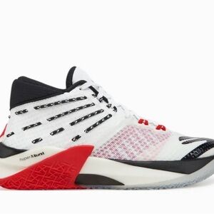 Skechers SKX Reign
White Red Black